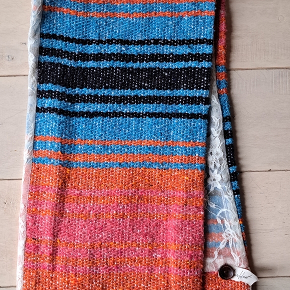 Three Bird Nest / Orange, Fushia, Blue & Black Lace Sarape Infinity - Picture 12 of 14